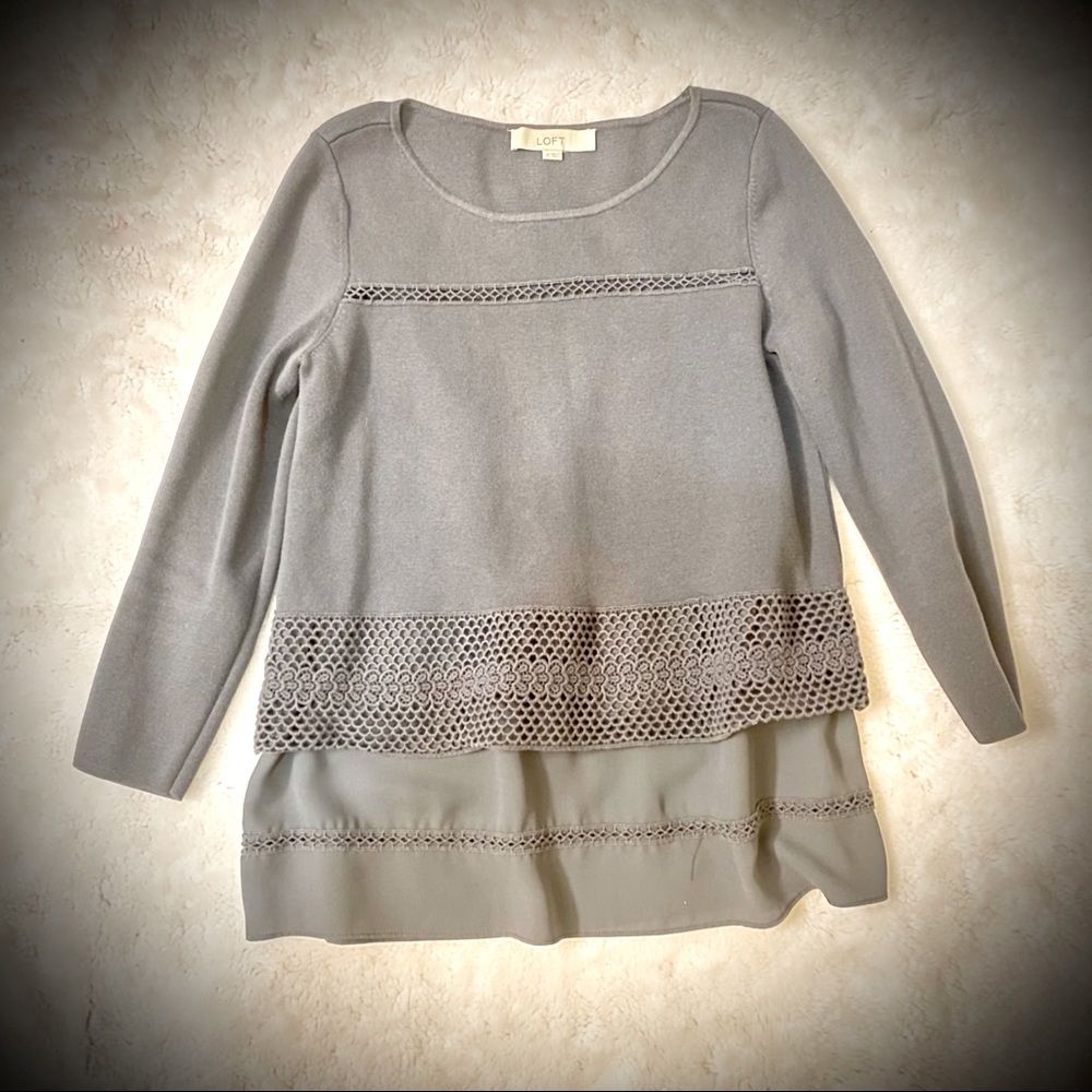 Ann Taylor LOFT Women Gray Sweater- XS